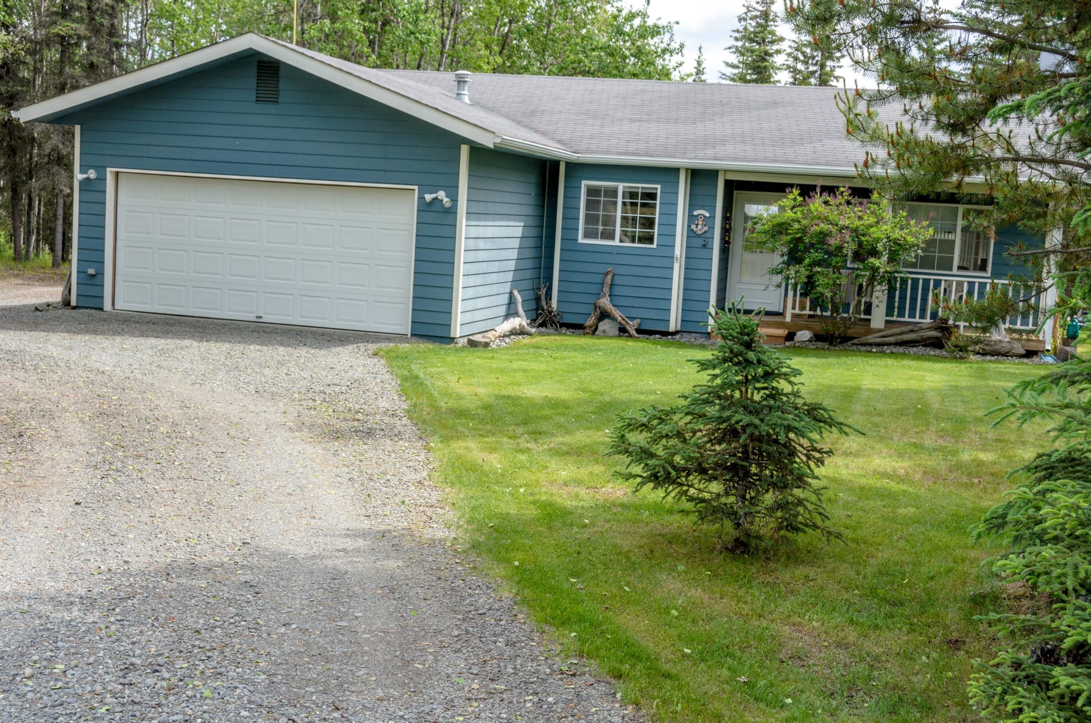 Klondike House — Whole house (off-river) at Eagle's Eye Vacation Rentals
